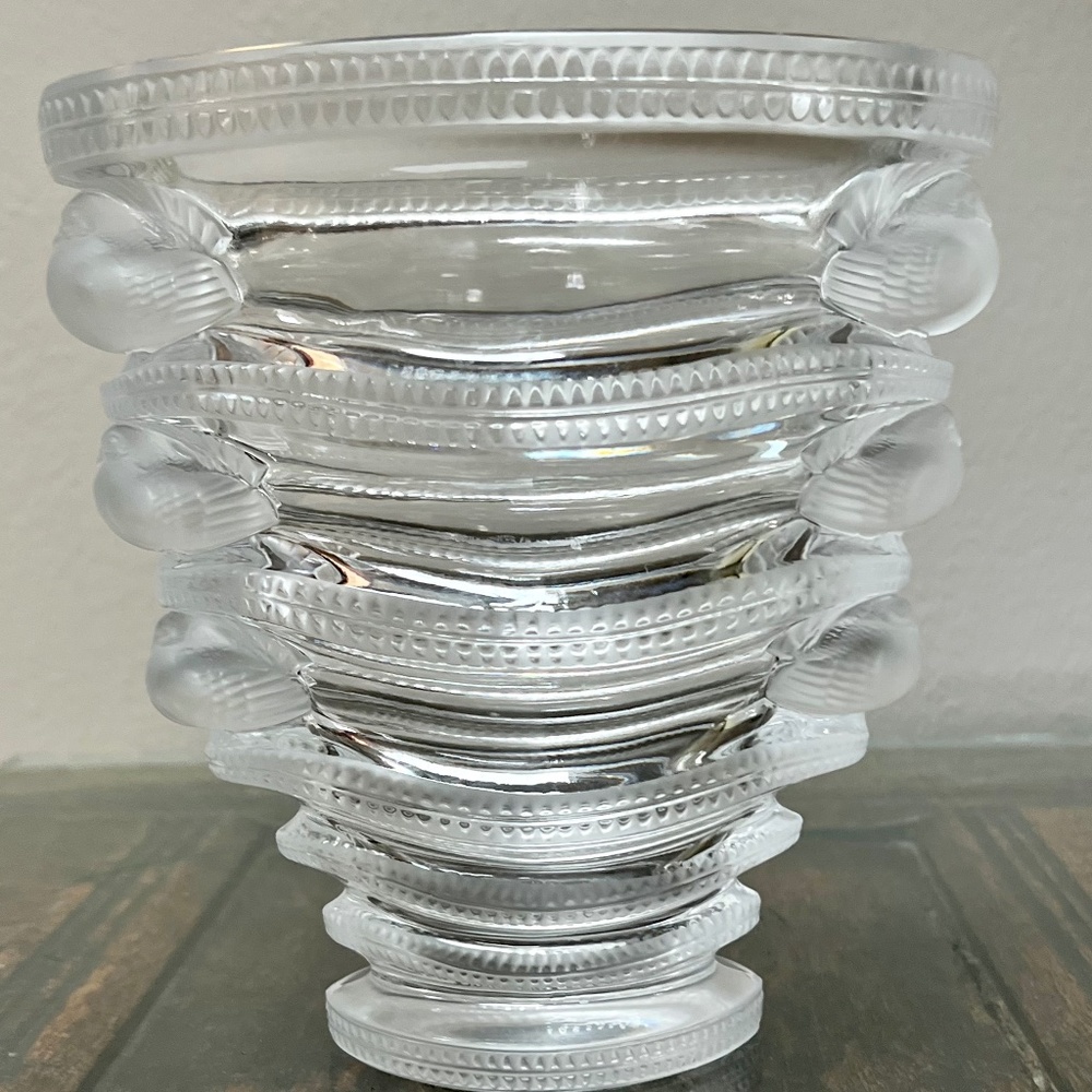 Rare vintage Lalique Saint Marc vase!